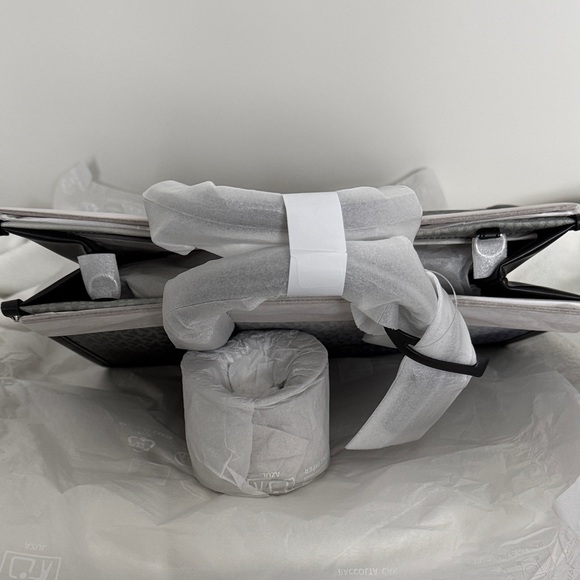 Michael Kors Black and Blue Ombré Logo Tote - Picture 6 of 9